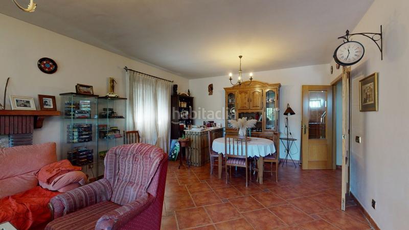 Foto c13eeecd-8b58-4af5-a8c8-a4cb348924e5. Xalet amb calefacció aparcament piscina a El Robledal Villalbilla