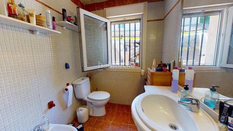 Foto d1e812d5-2341-4df5-94ab-18bf0bf733bc. Xalet amb calefacció aparcament piscina a El Robledal Villalbilla