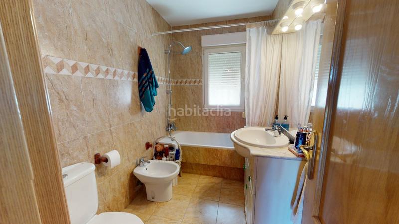 Foto e5eeb080-dd71-4b8c-90f4-601ee062f257. Chalet avec chauffage parking piscine dans El Robledal Villalbilla