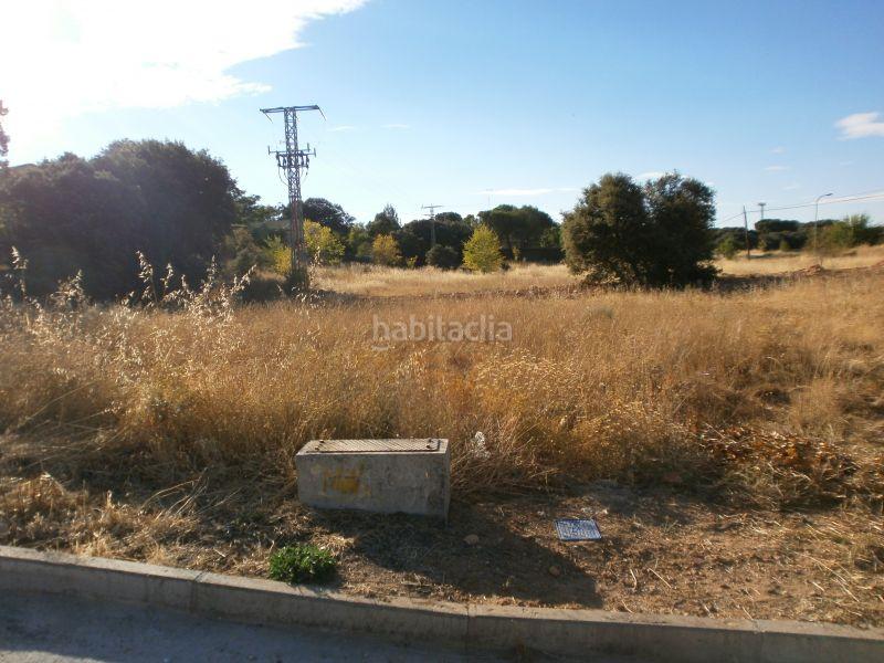 Foto b955a141-11d6-43b9-9b30-7436a1137478. Terrain résidentiel dans Pioz