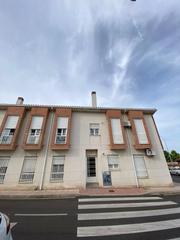 Zweistöckige Wohnung in Meco pueblo. Venta duplex con garaje en meco