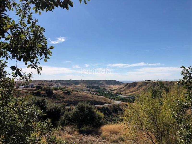 Foto 286a7185-bc1c-4b53-a7f9-40c8de07eb1d. Terreno residencial espectacular parcela en El Robledal !! en Villalbilla