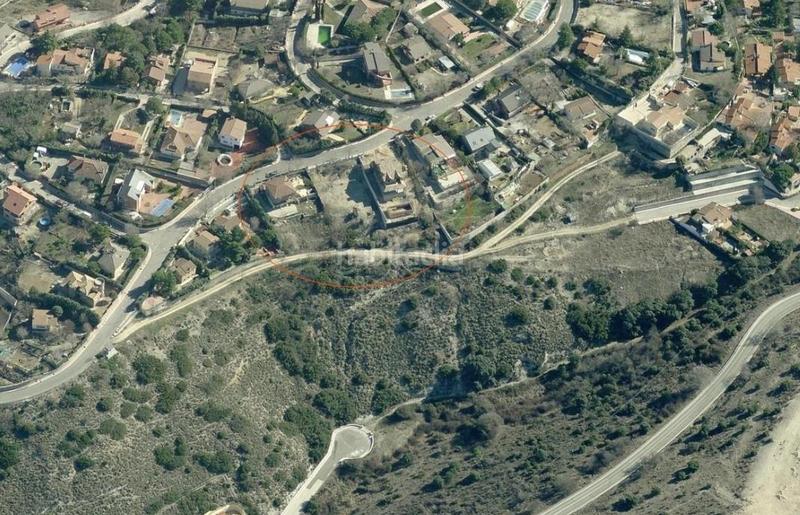 Foto ddd64ec4-0826-44c8-888d-5dcaa0e4f10d. Terreno residencial espectacular parcela en El Robledal !! en Villalbilla