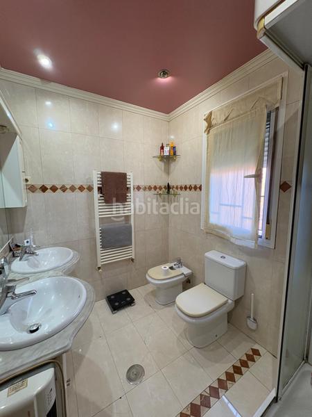 Foto c72db721-0c46-4ded-8860-aecbce5351c8. Chalet avec chauffage parking piscine dans Torrejón del Rey