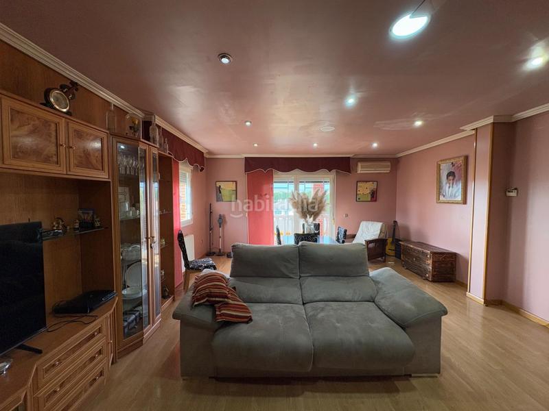 Foto b2f33c1b-e61d-47cc-bfec-6a0066778362. Chalet avec chauffage parking piscine dans Torrejón del Rey