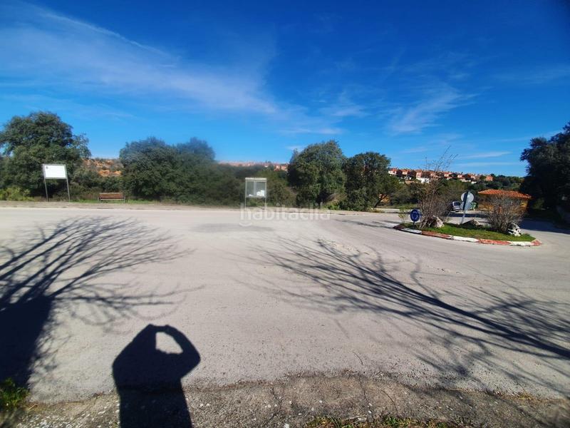 Foto a19c2f92-2446-4735-9503-60e0aed191d1. Terrain résidentiel dans Pioz