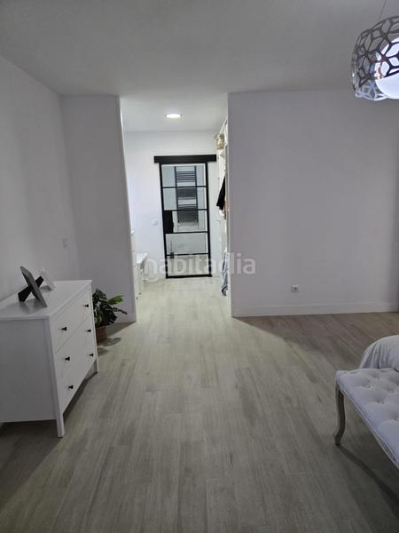 Foto 06d0cf95-9017-4663-8b60-fbb5385a238b. Chalet  con piscina en pleno centro en Villalbilla pueblo Villalbilla