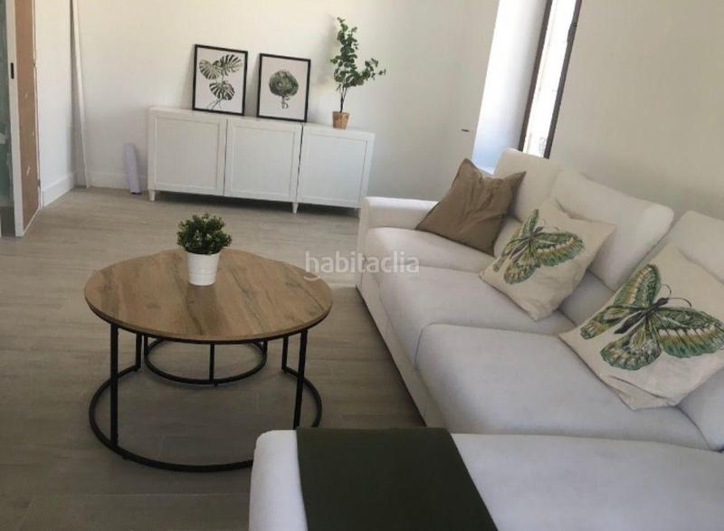 Foto 4eb0eb3c-ff81-4270-9e4e-7d5271fd41f4. Chalet  con piscina en pleno centro en Villalbilla pueblo Villalbilla