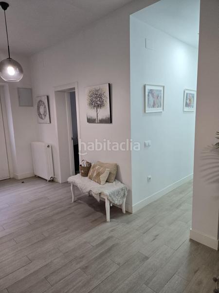 Foto 63a1b9ff-bc7d-4541-8005-0e2004320fb9. Chalet  con piscina en pleno centro en Villalbilla pueblo Villalbilla
