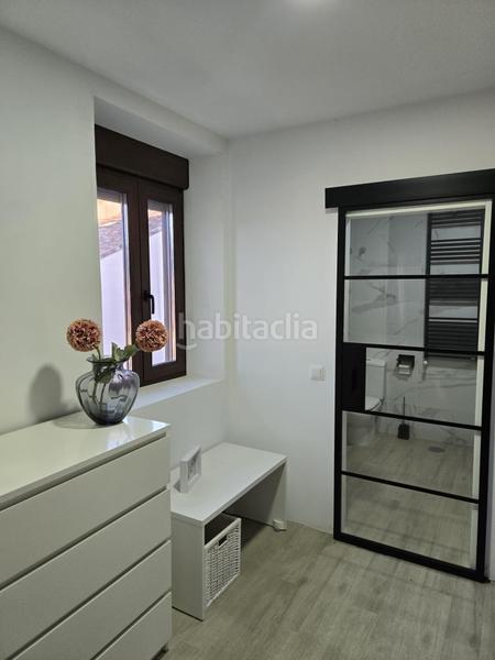 Foto ed0de225-93b7-4a57-ad57-a830c29ebc59. Chalet  con piscina en pleno centro en Villalbilla pueblo Villalbilla