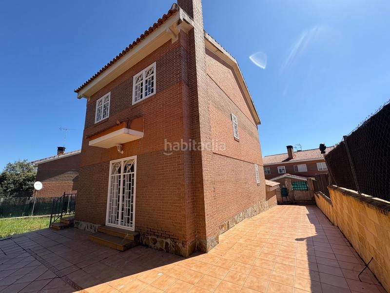 Foto f070ce42-8c03-4c48-b87b-2a5397897d93. Xalet amb calefacció aparcament a Pioz