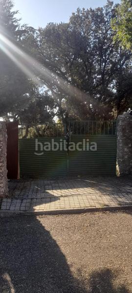 Foto d8c4bc9f-2e9e-420a-b22b-f1b889c4e090. Terrain résidentiel dans Pioz