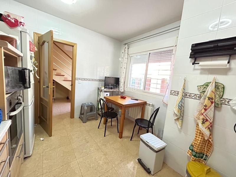 Foto 3502d133-d55f-4977-b9c3-ea3d34572cac. Casa bifamiliare con riscaldamento parcheggio in Pioz