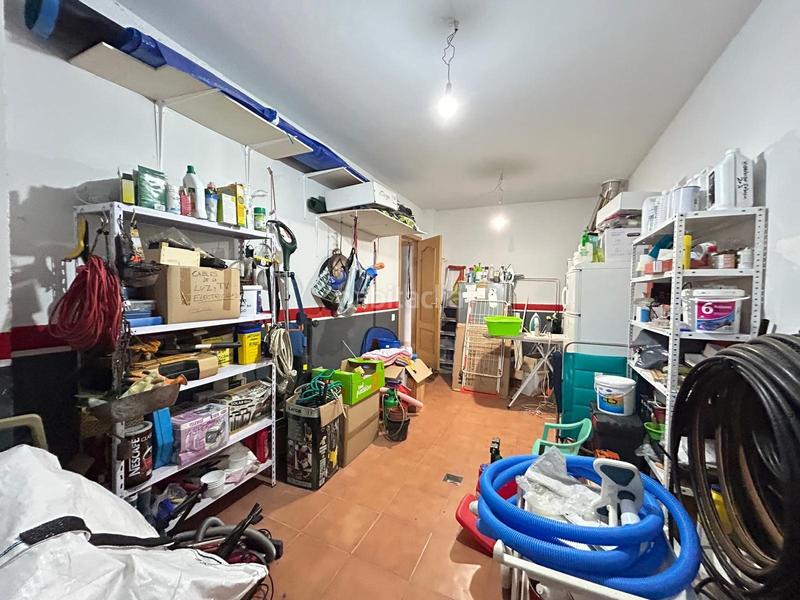 Foto 77f6136f-a2ae-441a-acd2-37e4dca1b836. Casa bifamiliare con riscaldamento parcheggio in Pioz