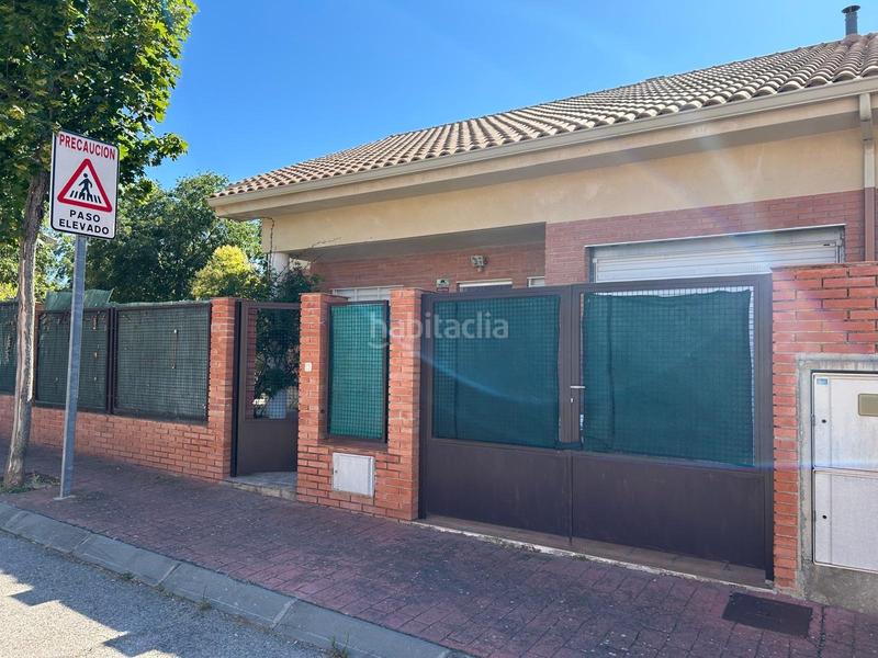 Foto d254d065-d410-42d1-8a40-0728534d97e6. Casa bifamiliare con riscaldamento parcheggio in Pioz