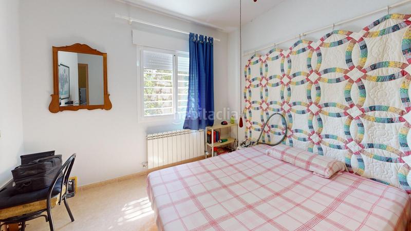 Foto d9660a9a-aded-4e7c-9bf9-f3425eb74c5a. Casa bifamiliare con riscaldamento parcheggio in Pioz