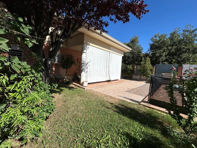 Foto f7d9b506-597c-40cb-8c98-05d97084d83a. Casa bifamiliare con riscaldamento parcheggio in Pioz