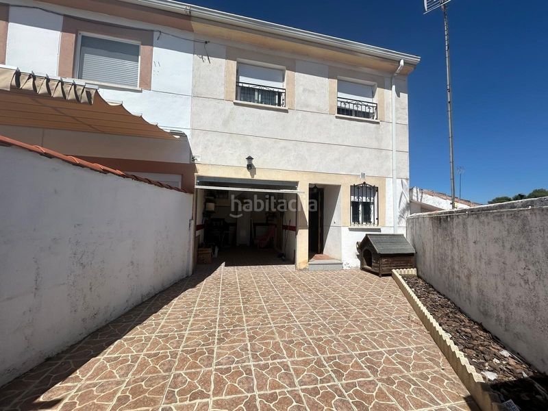 Foto d7f8ce84-8a48-4761-8bc9-83b868656696. Casa adossada amb calefacció aparcament a Corpa