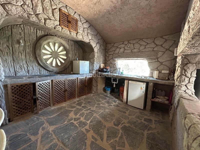 Foto 368980d2-39ab-4949-ab3f-2159f6cee55e. Terreno residencial parcela urbana con diversas construcciones guadalajara en Hontoba