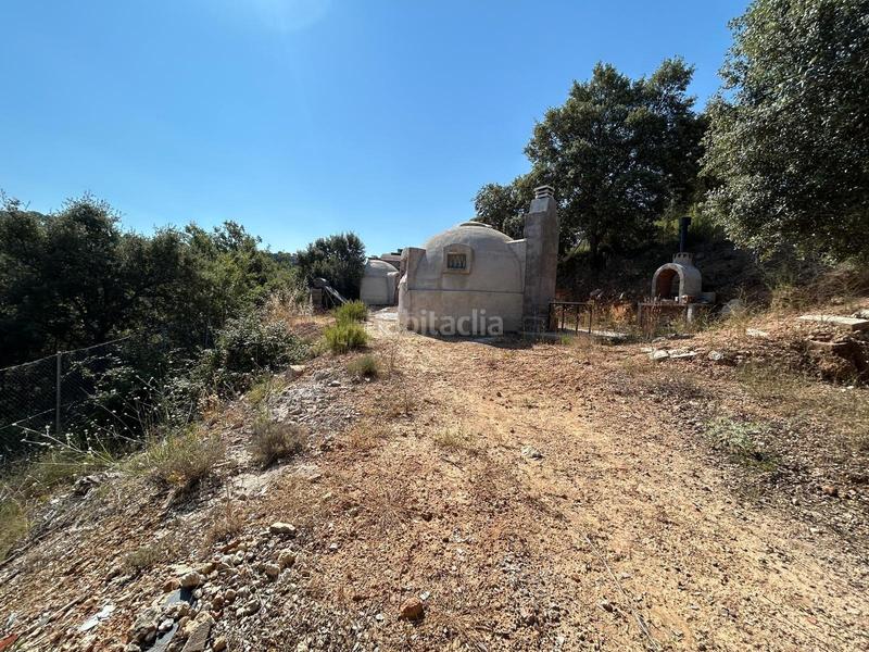 Foto 665b74aa-a49b-47fe-9176-bb91439b60b2. Terreno residencial parcela urbana con diversas construcciones guadalajara en Hontoba