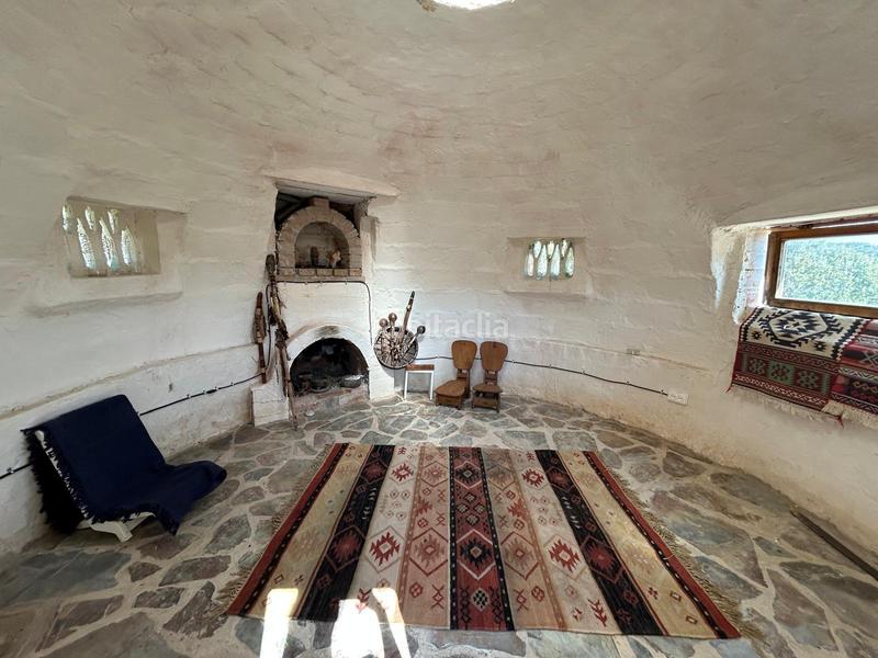 Foto 970e6c49-00e4-4829-b6fa-8a636647a296. Terreno residencial parcela urbana con diversas construcciones guadalajara en Hontoba