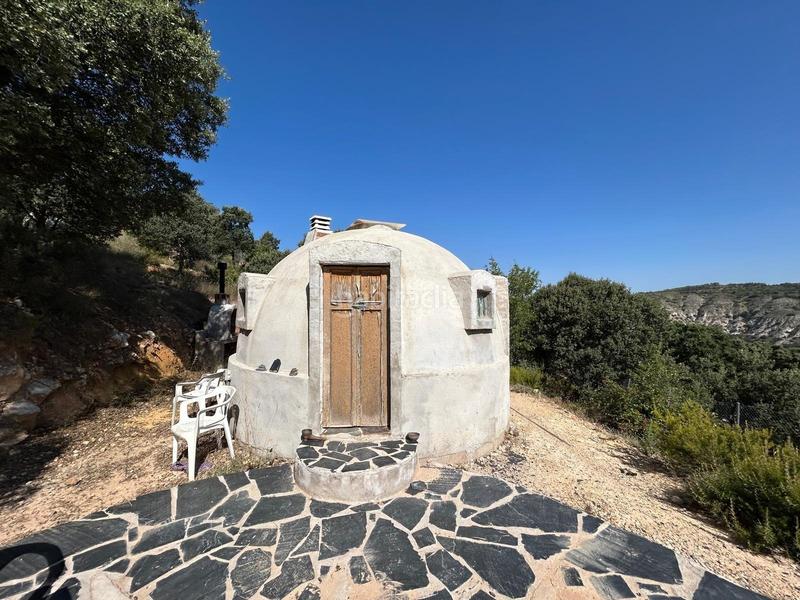 Foto db2d2e11-c826-46e0-b7f9-9e5e58ed039b. Terreno residencial parcela urbana con diversas construcciones guadalajara en Hontoba