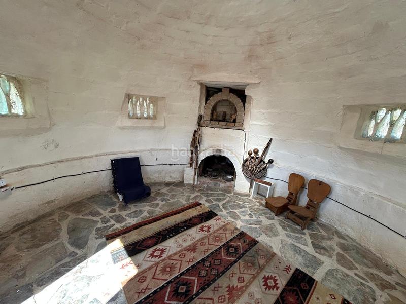 Foto ef3f7236-370e-4182-b9a2-52530da3b7a6. Terreno residencial parcela urbana con diversas construcciones guadalajara en Hontoba