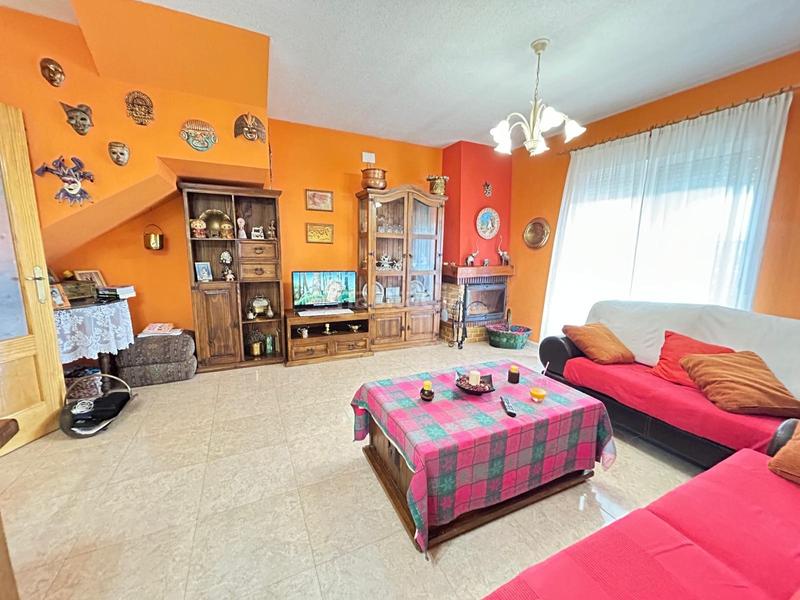 Foto 22175ae3-3567-49e9-b5d3-0053dce85054. Xalet amb calefacció aparcament a Pioz