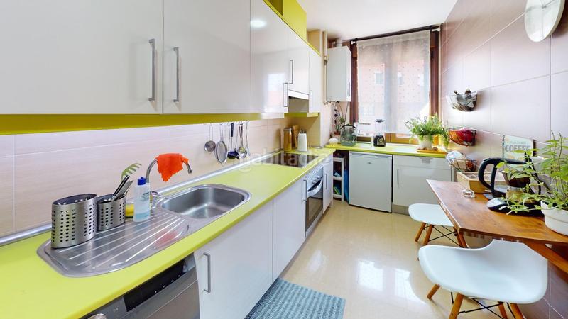 Foto 4825d1c8-bca5-470a-b481-664f6ae0b5c4. Appartement avec chauffage parking dans Centro Azuqueca de Henares