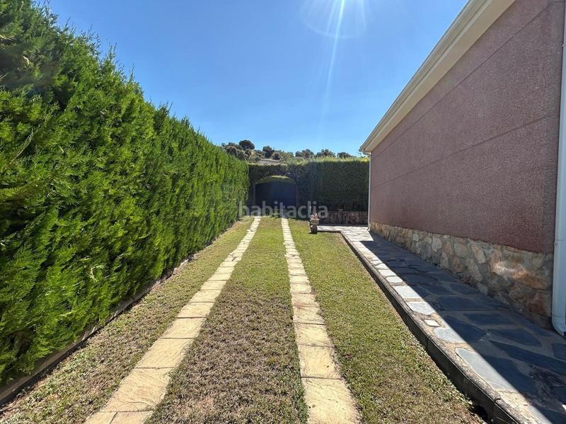 Foto 319b6493-22fd-48e3-b80d-4ceb5bbb383b. Xalet amb calefacció piscina a Fuentenovilla