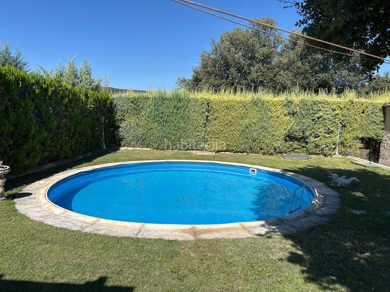 Foto 8481d6d0-9ef9-4a17-82d5-2a1721824dfe. Xalet amb calefacció piscina a Fuentenovilla