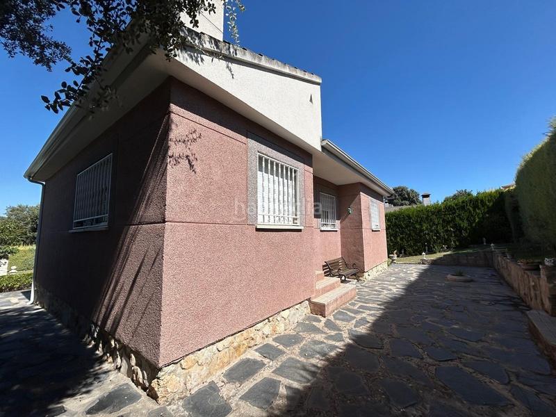 Foto b4fdc837-859b-45cb-829c-842f946e074f. Xalet amb calefacció piscina a Fuentenovilla