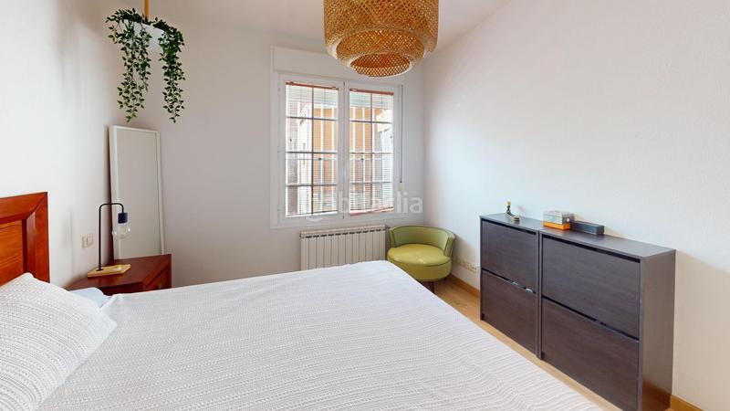 Foto 236defd9-ff2c-40e0-8397-20333bf3ba8d. Chalet  pareado en venta en Pioz