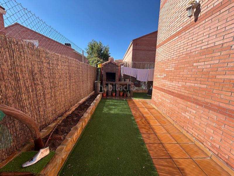 Foto 420a8872-50ad-4274-b320-f9950b0faa20. Chalet  pareado en venta en Pioz