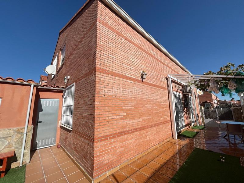 Foto 5c31a190-0a27-4718-9544-3964efdbc851. Chalet  pareado en venta en Pioz