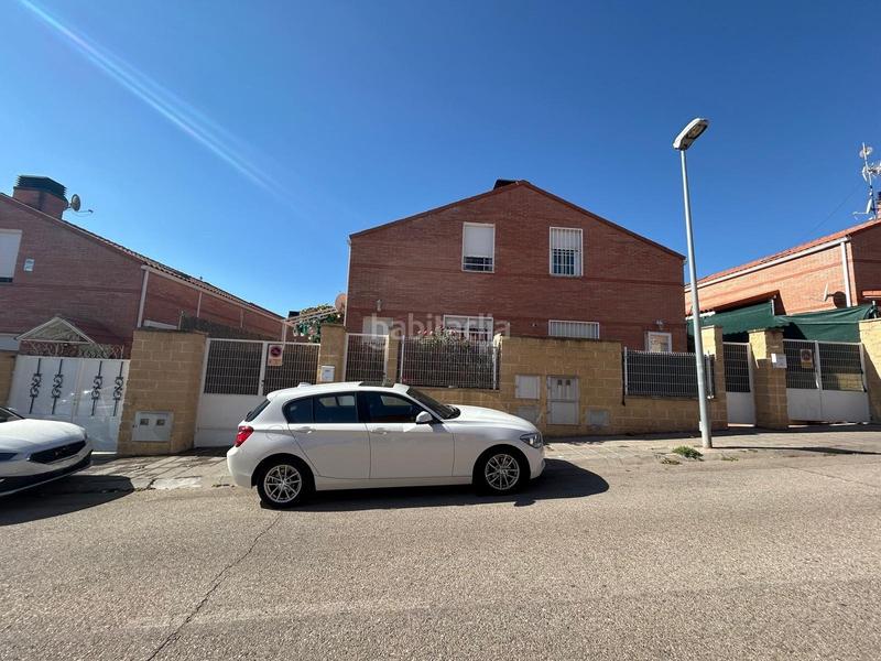 Foto 66e53c49-598c-49af-9a1e-faa709a3033d. Chalet  pareado en venta en Pioz