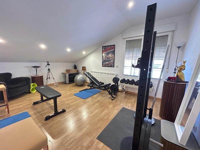 Foto bc0ba245-aae6-4938-9377-214174077efa. Chalet  pareado en venta en Pioz