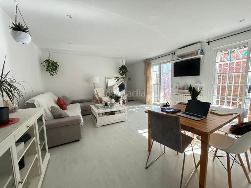 Foto c96500ee-9170-4a59-91dc-62e677db54d0. Chalet  pareado en venta en Pioz