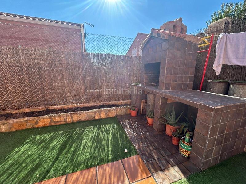 Foto d2dc62ff-38d4-4ac5-9040-0c42dd6e3b61. Chalet  pareado en venta en Pioz