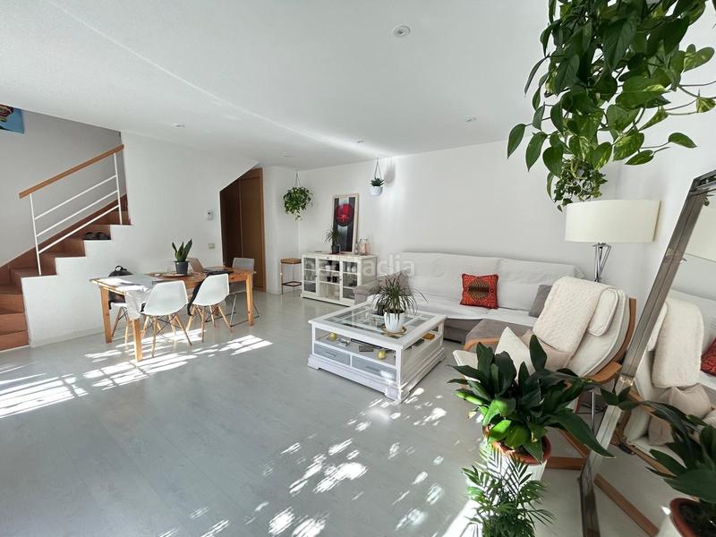 Foto ea9d7ff4-fc81-49bf-a166-b67a7940aa14. Chalet  pareado en venta en Pioz