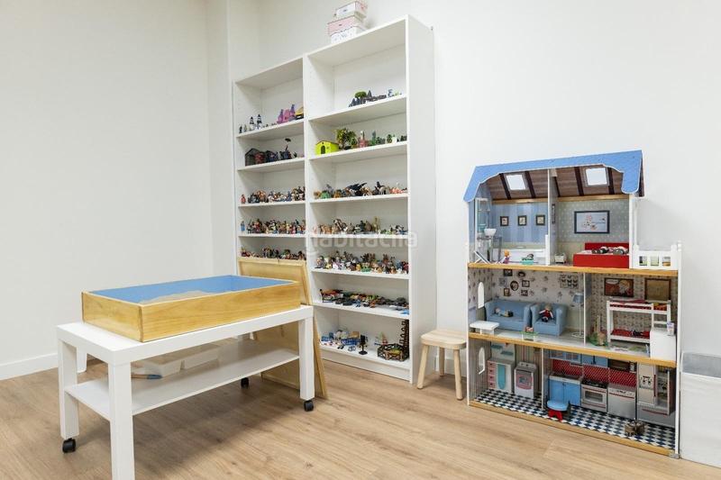 Foto c8a61700-9de4-45e7-953a-2bf3a01a8fe7. Affitto ufficio in Ensanche Alcalá de Henares