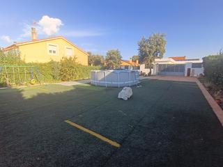 Terreno residencial en Pioz. Gran oportunidad de parcela con casa en pioz !!!