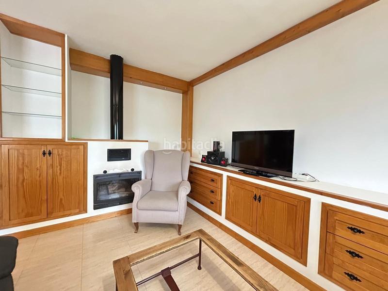 Foto 216063b0-5a92-4280-ba59-9ccbd9295c98. Maison jumelée dans Pioz