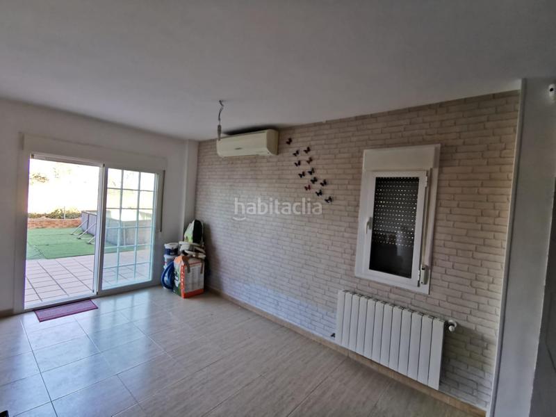 Foto 685b8ef8-7bcf-41cc-a443-042964c851aa. Maison jumelée dans Pioz