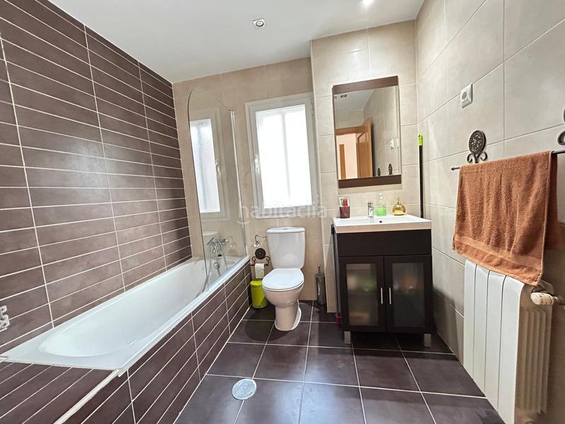 Foto 722c8432-8ce7-4d47-92d6-598a0adcf75f. Maison jumelée dans Pioz