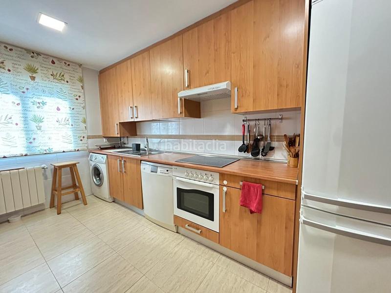 Foto 773eae52-6481-40f0-9d6f-4842490c7da3. Maison jumelée dans Pioz