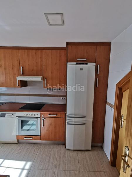 Foto a92a71fb-8114-40c8-95c3-80369a6b86bc. Maison jumelée dans Pioz