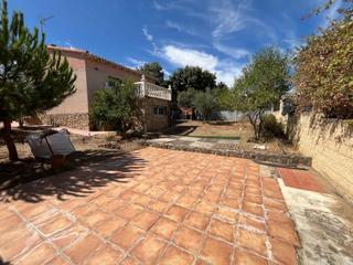 Chalet in Pioz. Venta chalet independiente