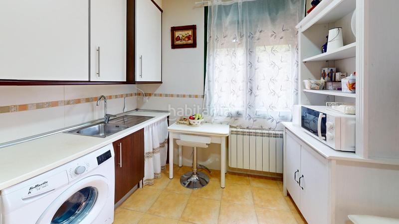 Foto da7f521a-c561-4ed9-a253-5f2615f7ea51. Maison jumelée avec chauffage dans Pioz