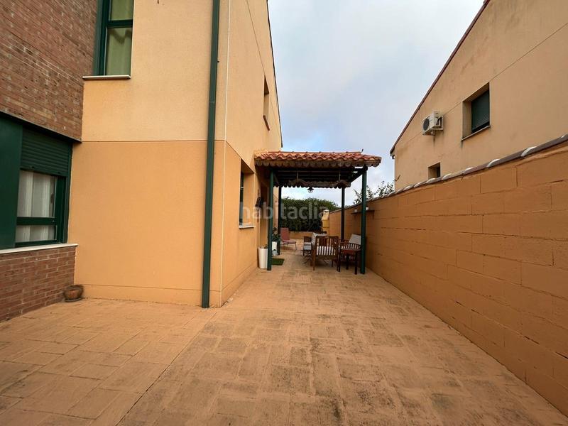 Foto f70ebb91-1fbf-4bb7-be3a-7303431951e4. Maison jumelée avec chauffage dans Pioz